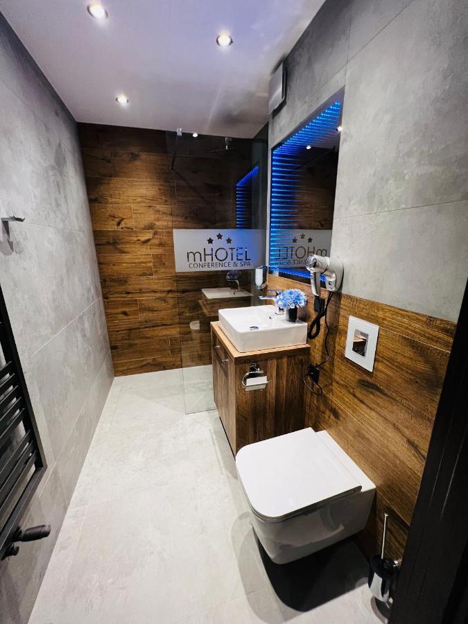 M Hotel Lodž Exteriér fotografie