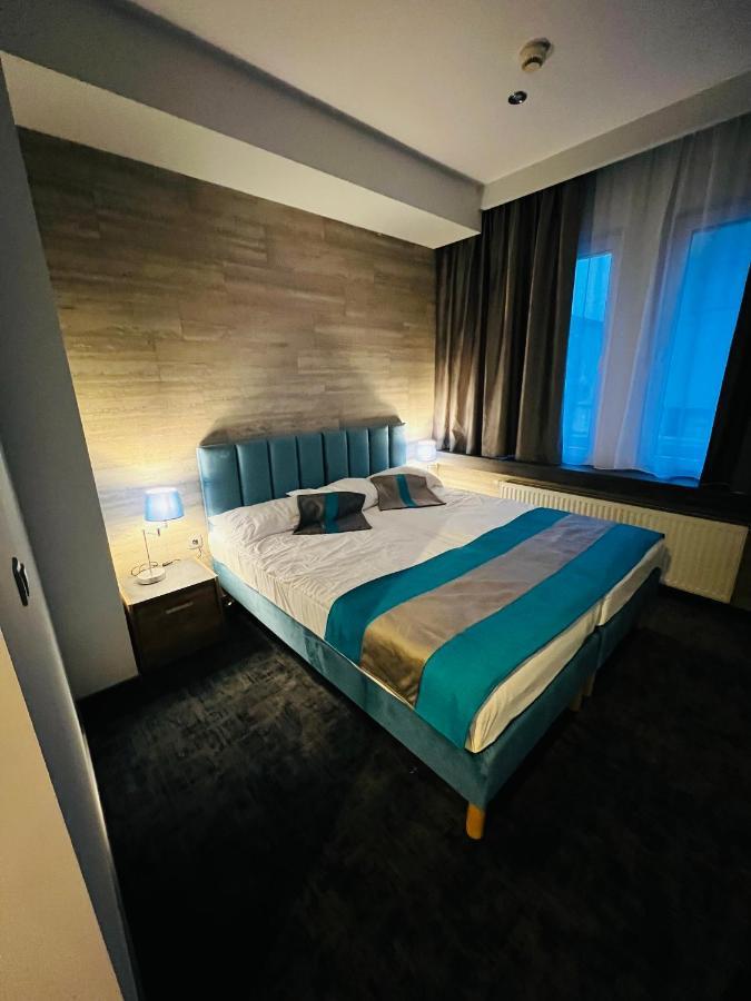 M Hotel Lodž Exteriér fotografie