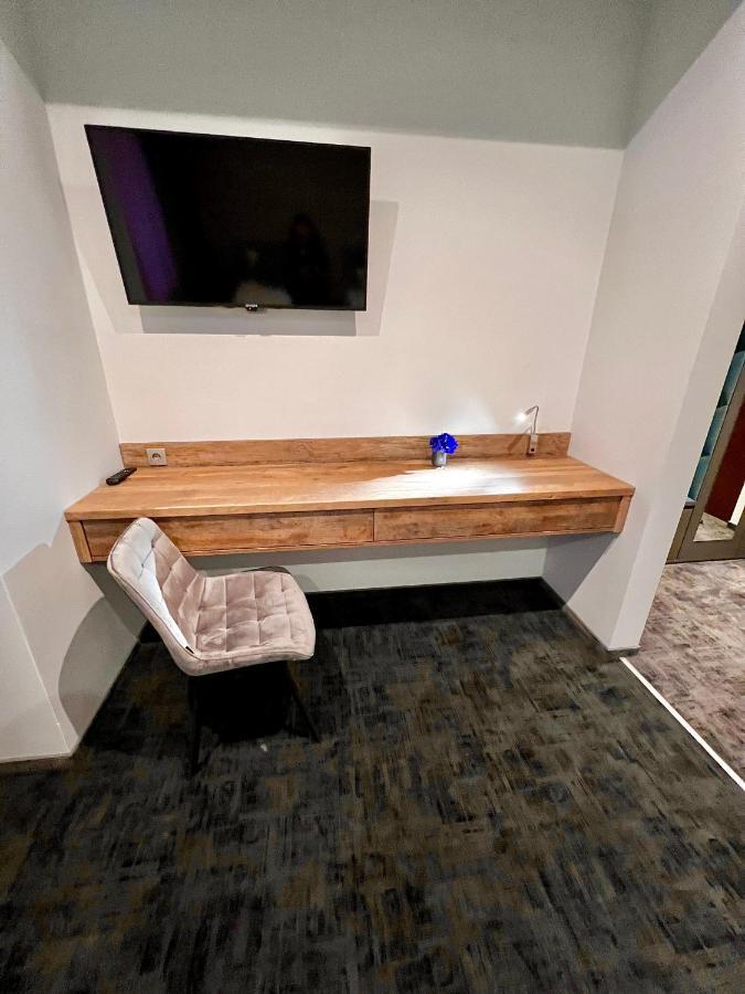 M Hotel Lodž Exteriér fotografie