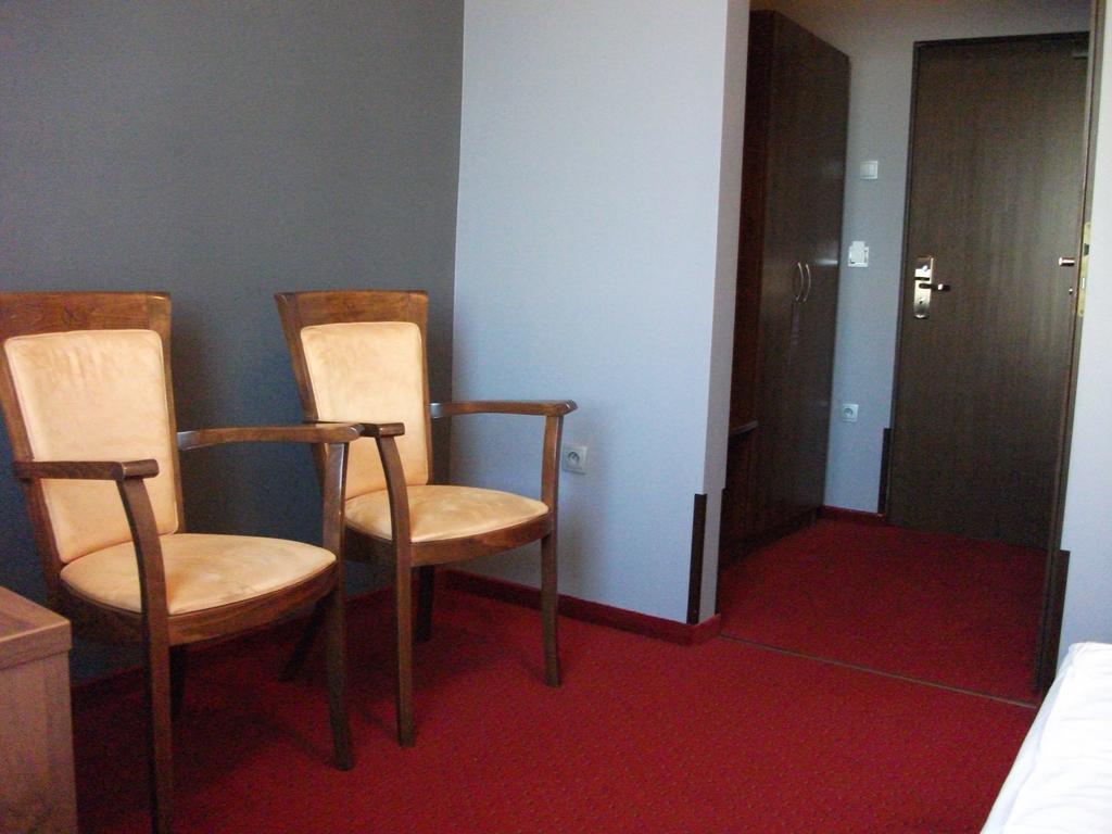 M Hotel Lodž Exteriér fotografie