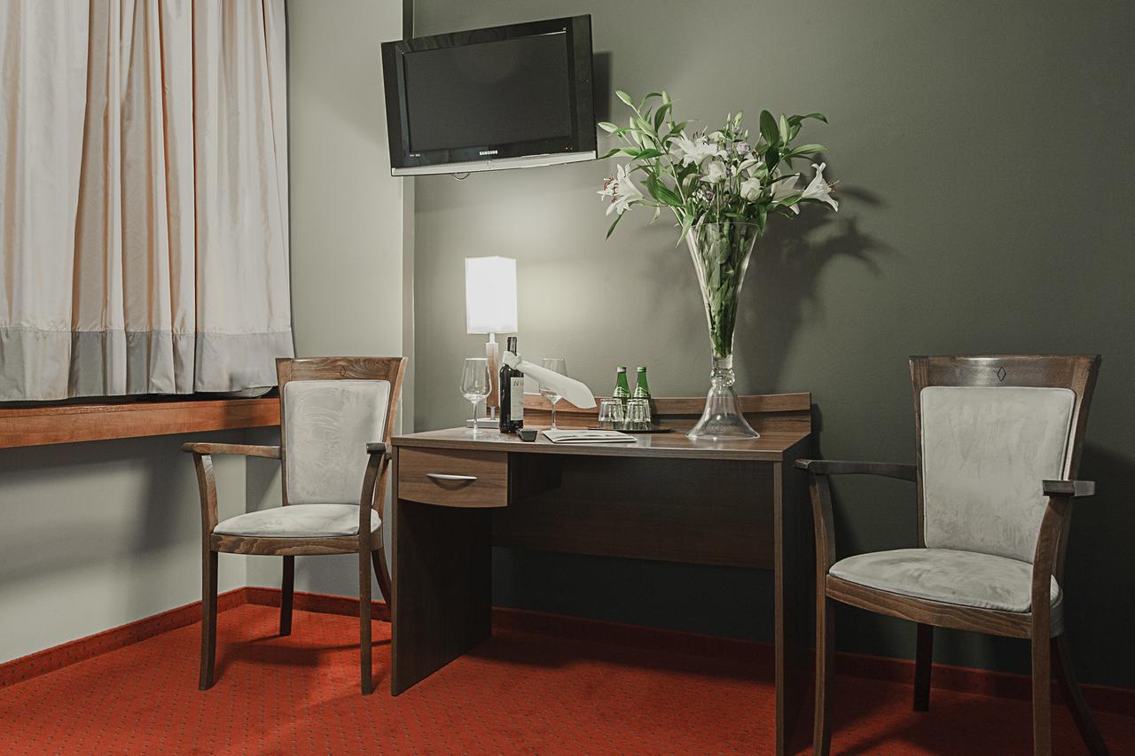 M Hotel Lodž Exteriér fotografie